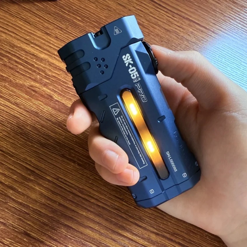 Powerful Flat LED Flashlight 4 - đánh giá và giá Power Bank